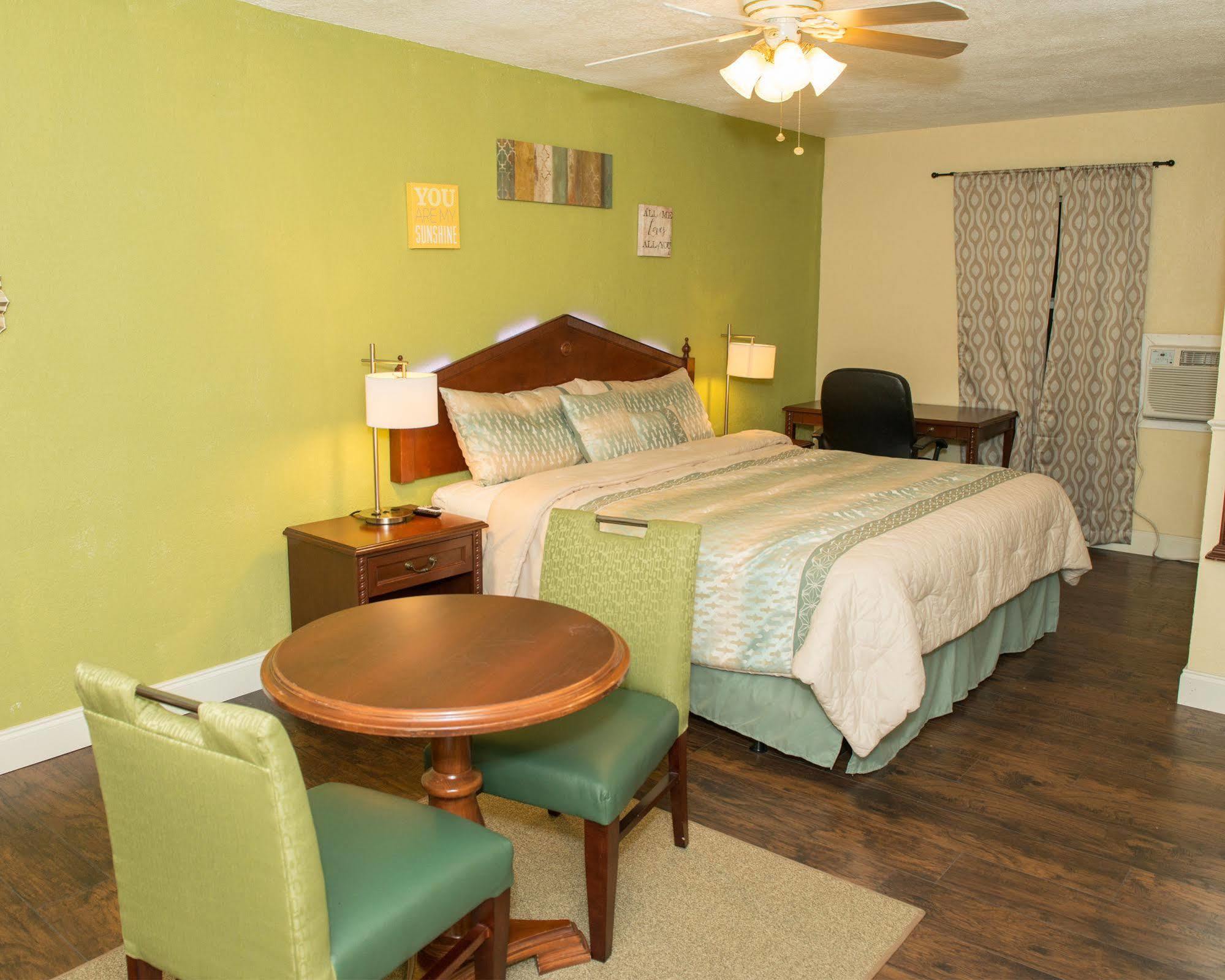Delux Inn Clearwater Extérieur photo