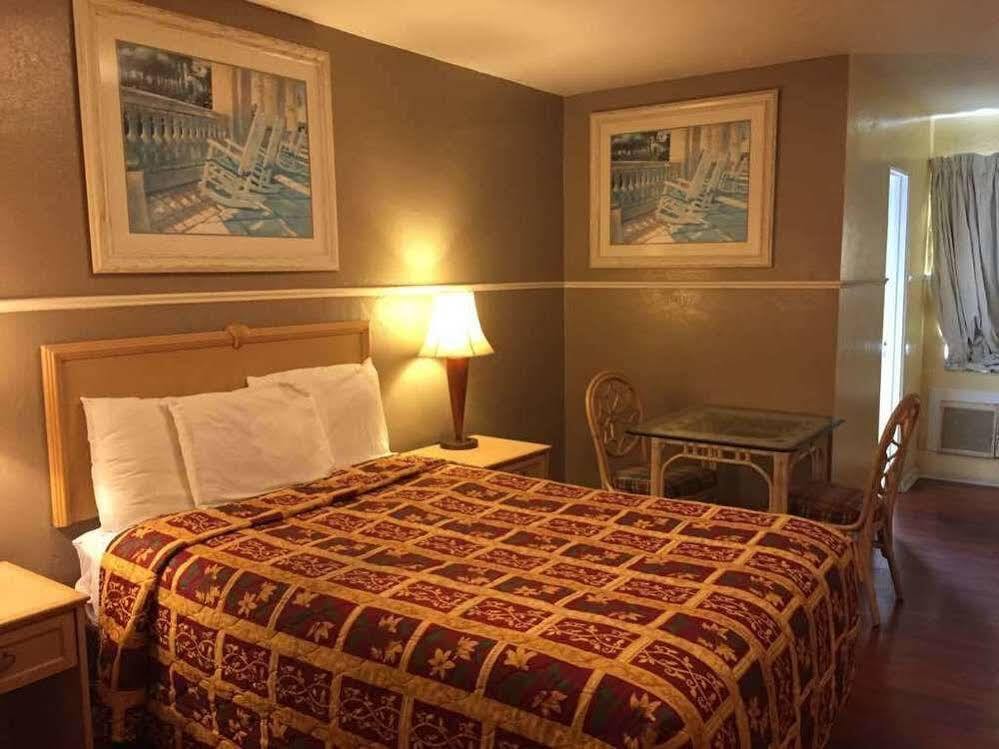 Delux Inn Clearwater Extérieur photo